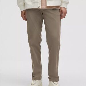 Lululemon Men’s ABC Classic-Fit 5
Nomads Four-way stretch Pocket Pants 32